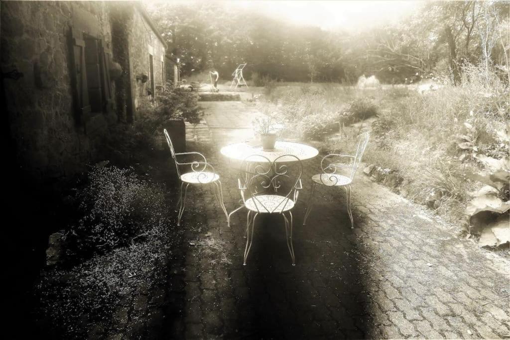 Relax With Art And Nature Mellionnec Exterior photo